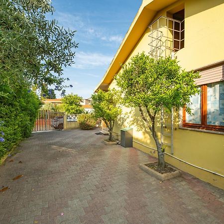 Casa Vacanze San Giovanni San Giovanni Suèrgiu Exterior foto